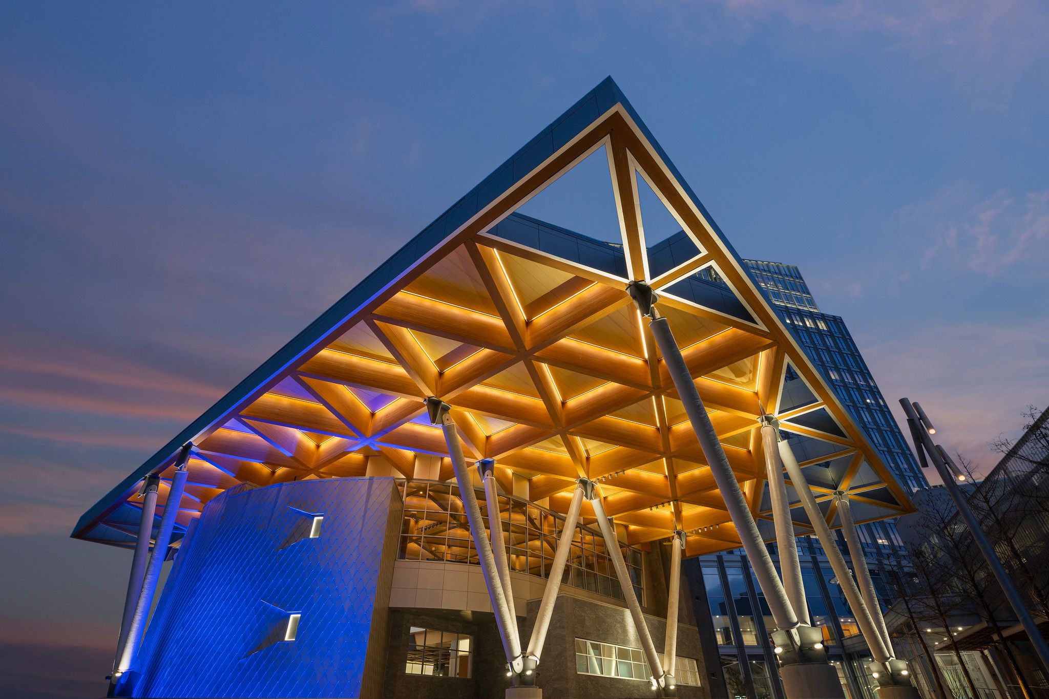 Fort Worth City Hall Council Chamber 02.jpg