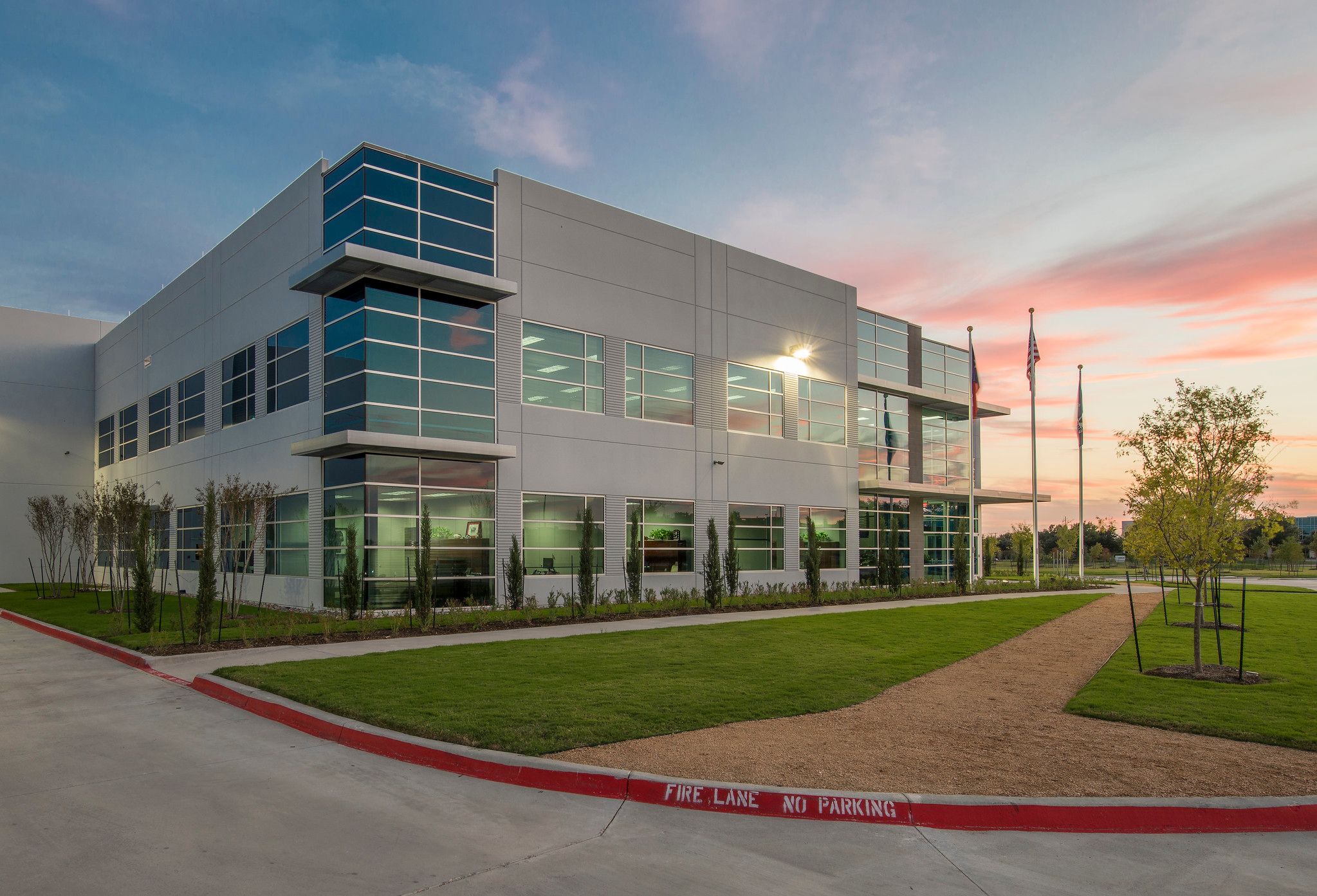 Advocare Office and Warehouse Exterior 2