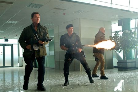 8_0_1498_1expendables.jpg