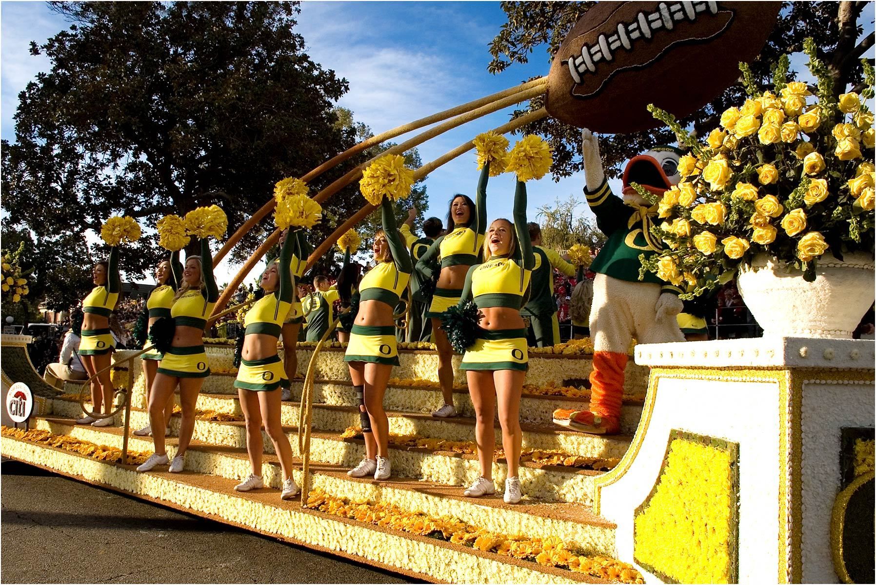 1oregon_duck_cheerleaders.jpg