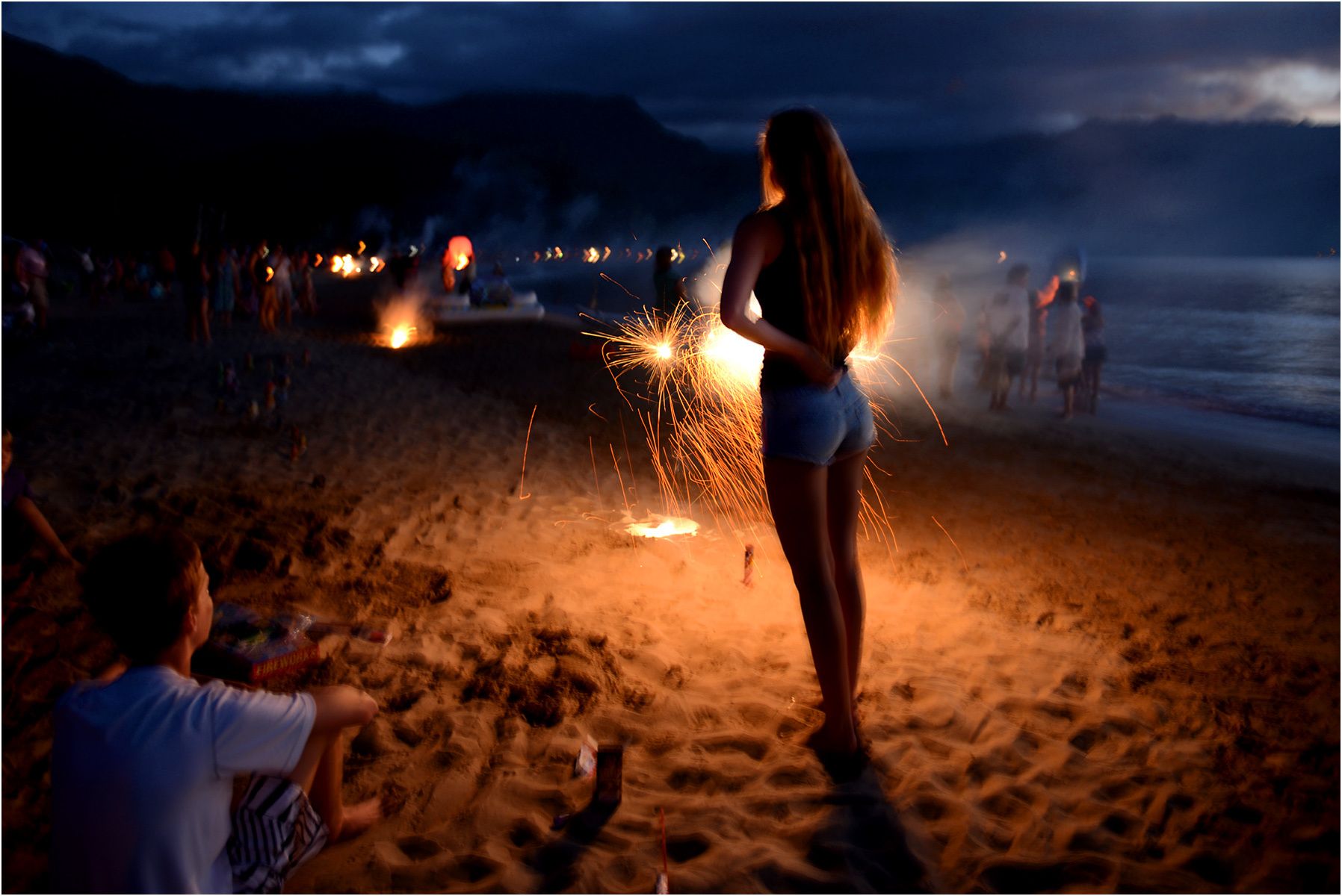 1sparkler_girl.jpg