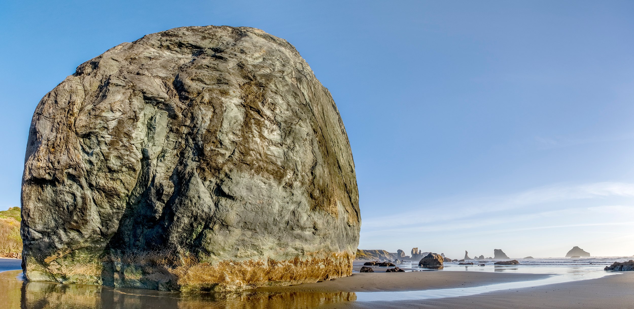 148 Greenstone Sea Stack, Bandon, Oregon.jpg