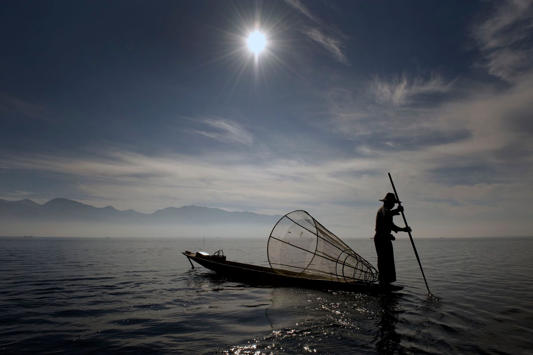 1myanmar_inle_lake_5741_1800px.jpg