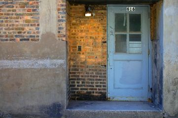 5_0_84_1r616_door.jpg