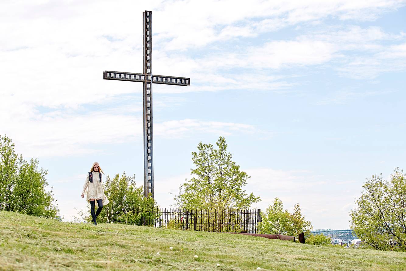 Sabrina_72 dpi NEW for WEB_177A4876.jpg