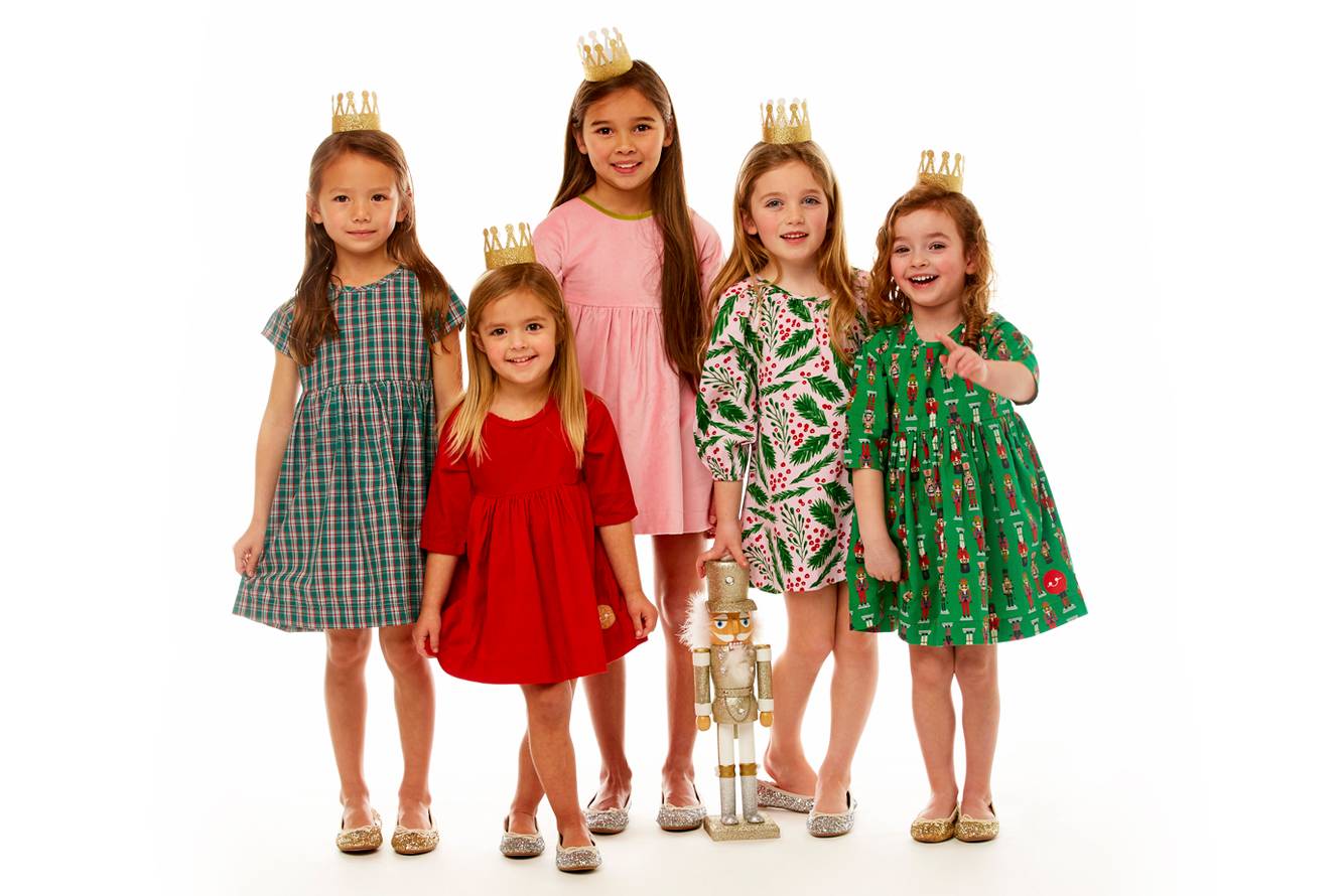 Smiling Button for WEB_Xmas Group_72 dpi.jpg