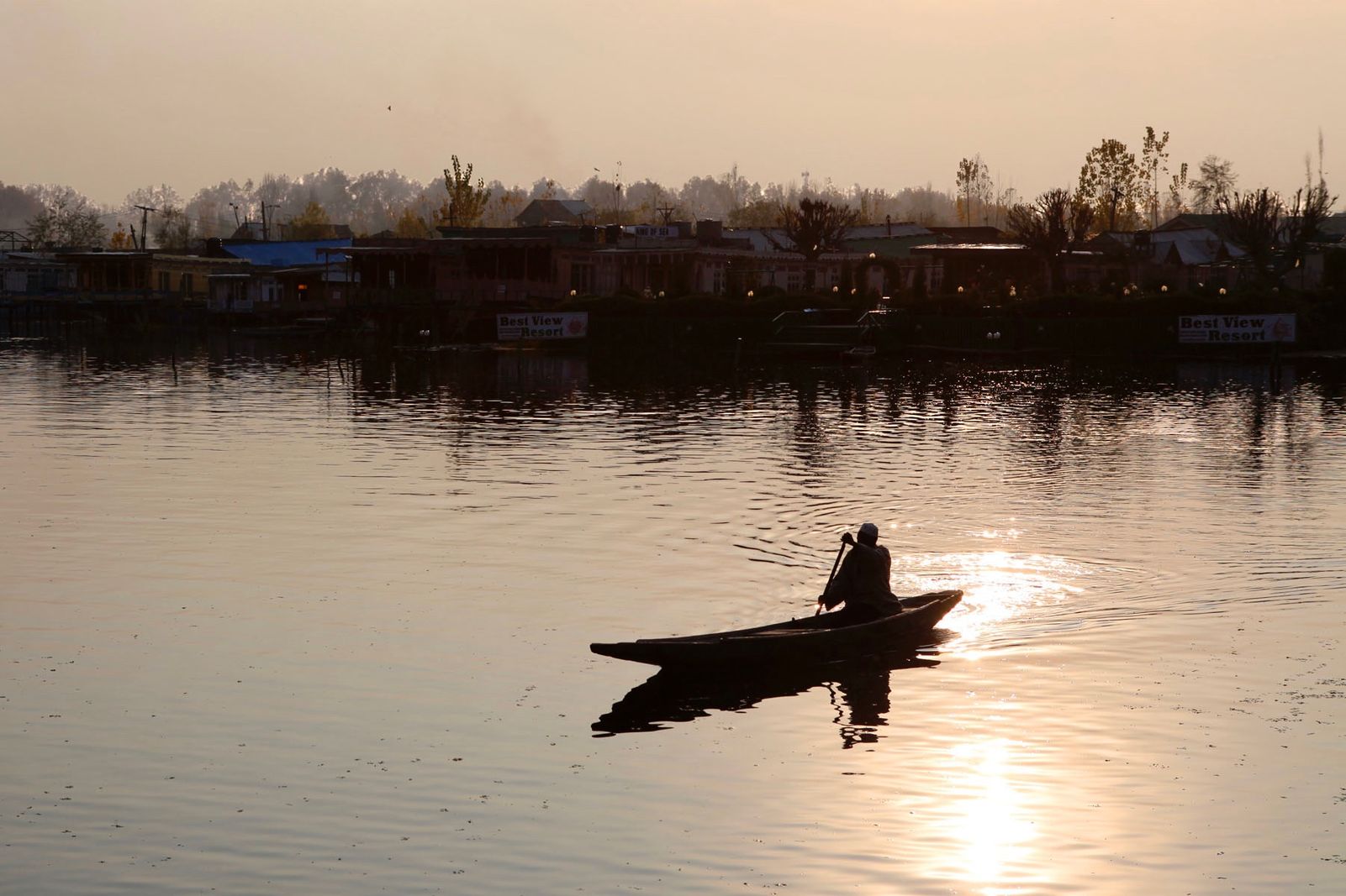 Dal Lake_Jill Schneider_7967.JPG