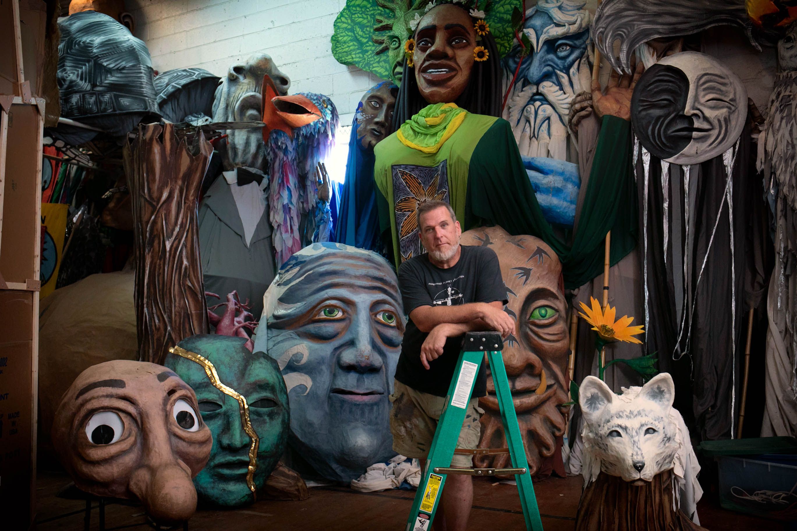 Paperhand Puppets_098-47 For Donovan copy 2.jpg