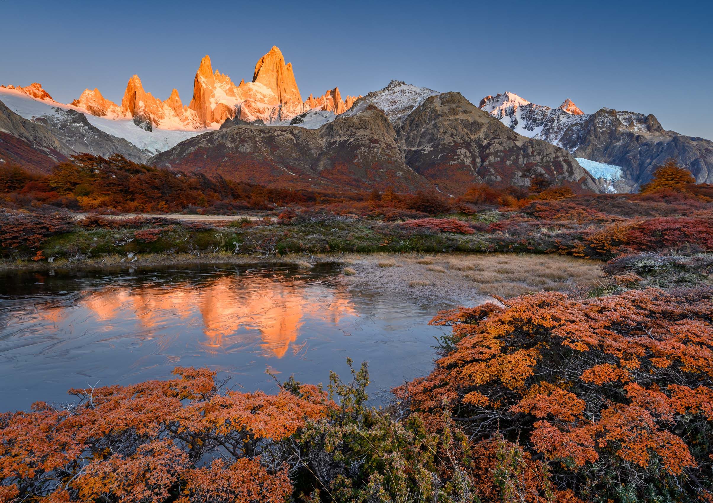 Fall sunrise and mount Fitz Roy