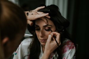 Professional Hair & Makeup, Nicola Johnson Makeup artist Olga