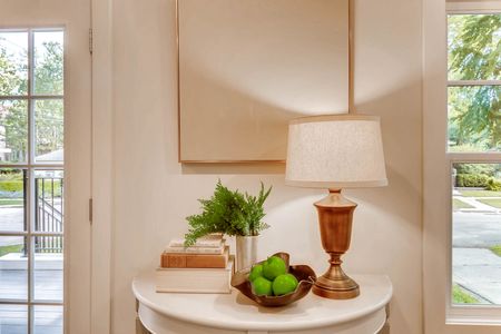 321 Hamilton St Evanston IL-print-007-21-Living Room Detail-2700x1800-300dpi.jpg