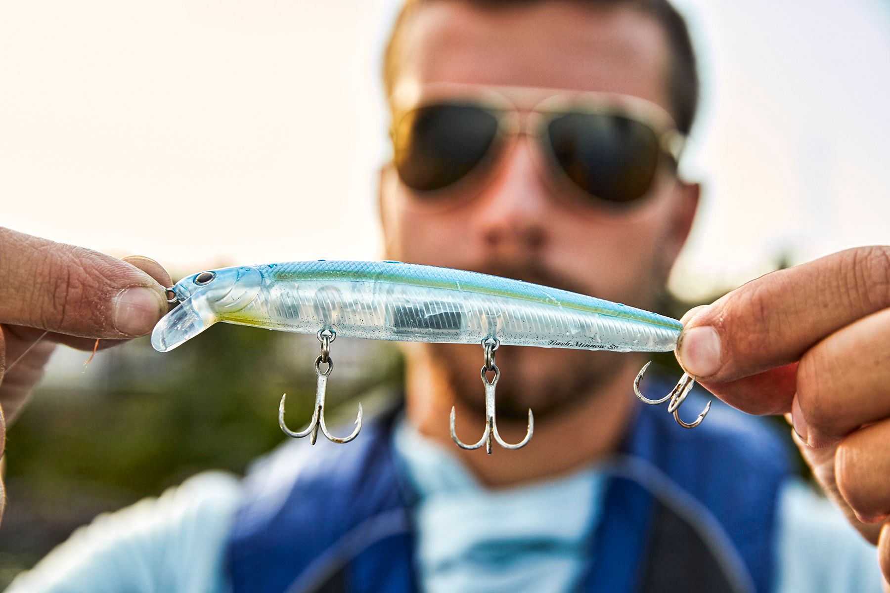 1castaway_240_22607final