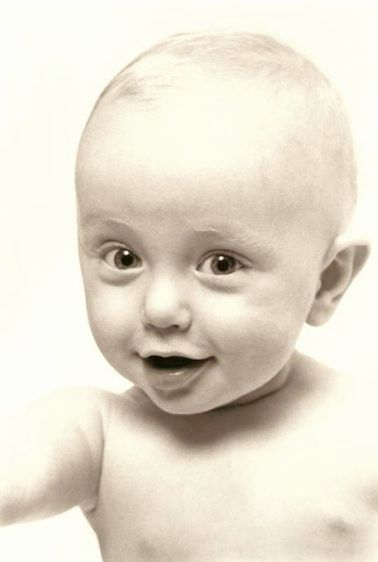 bright eyes, 8 months