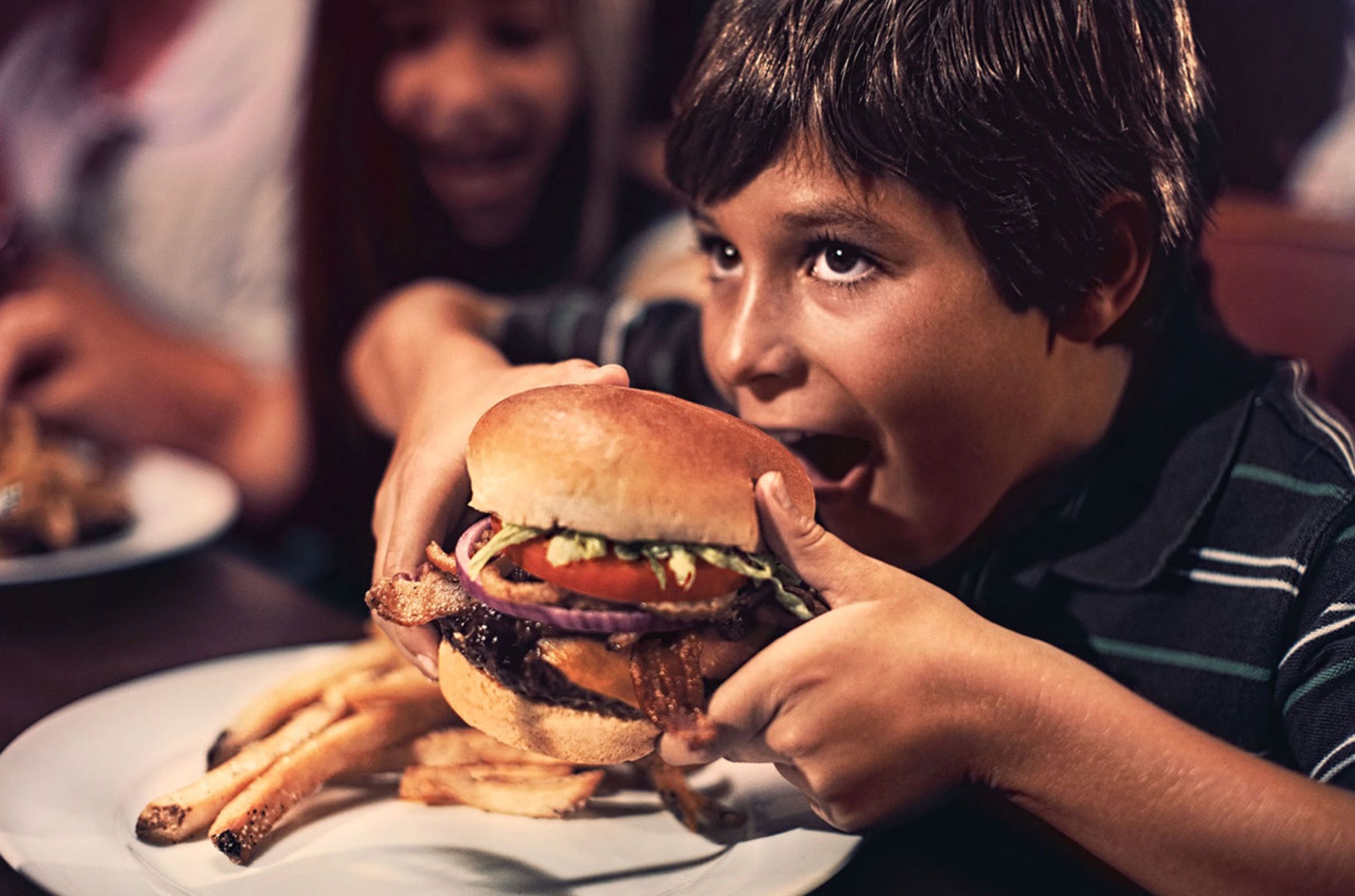 smokey bones burger copy.jpg