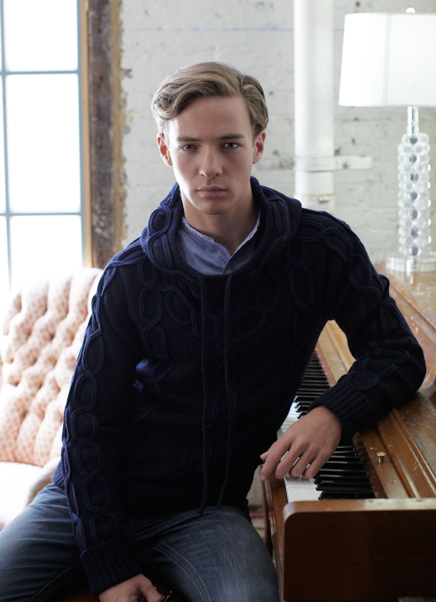 1resized___Capture_555_R