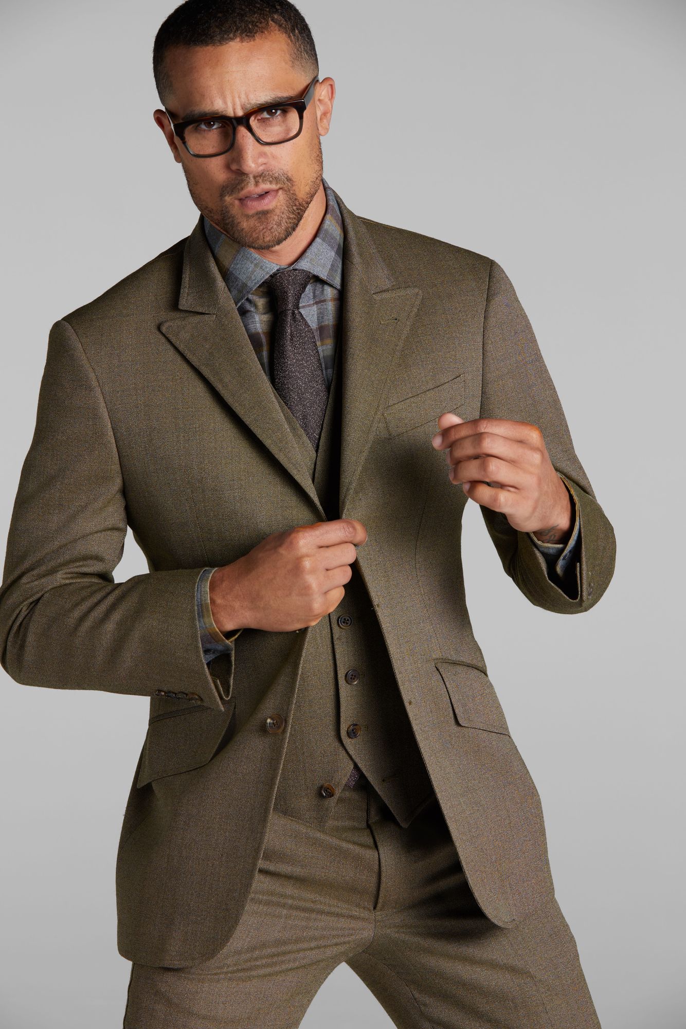 3U98_12_JAC_JOSEPH_ABBOUD_LT_OLIVE_KHAKI_MAIN 2.jpg
