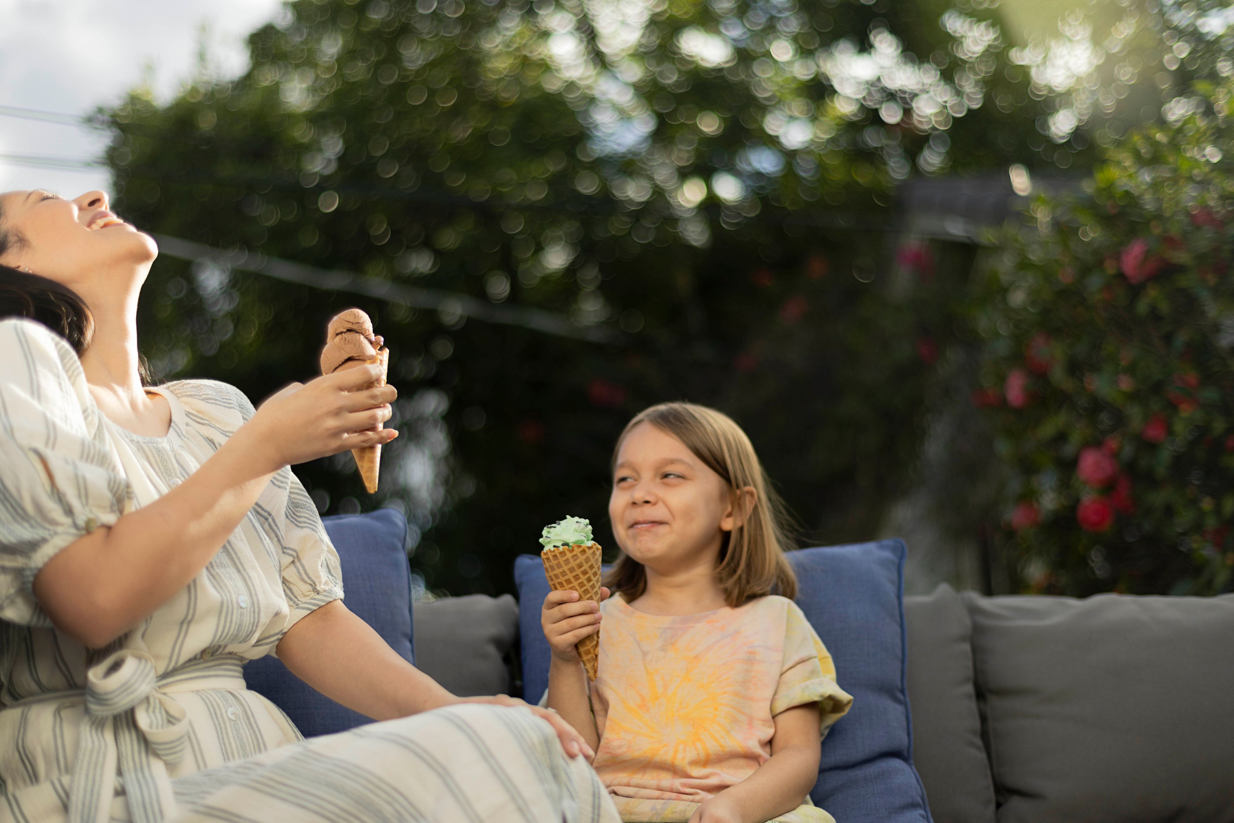 Tier_1_Summer_Seasonal_Scene_3_IceCream_03540 copy.jpg