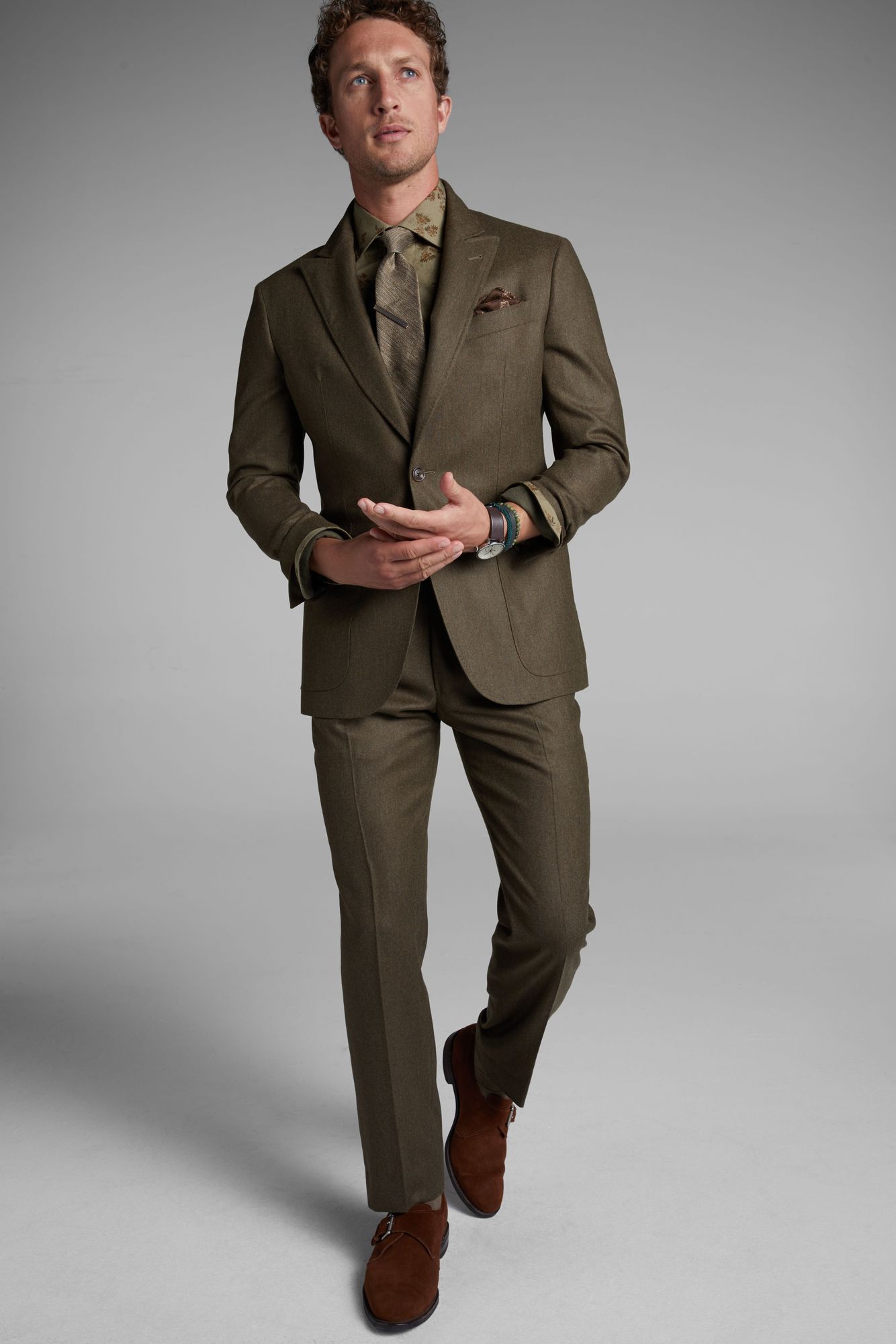 3UA7_09_JAC_JOSEPH_ABBOUD_OLIVE_MAIN 2.jpg
