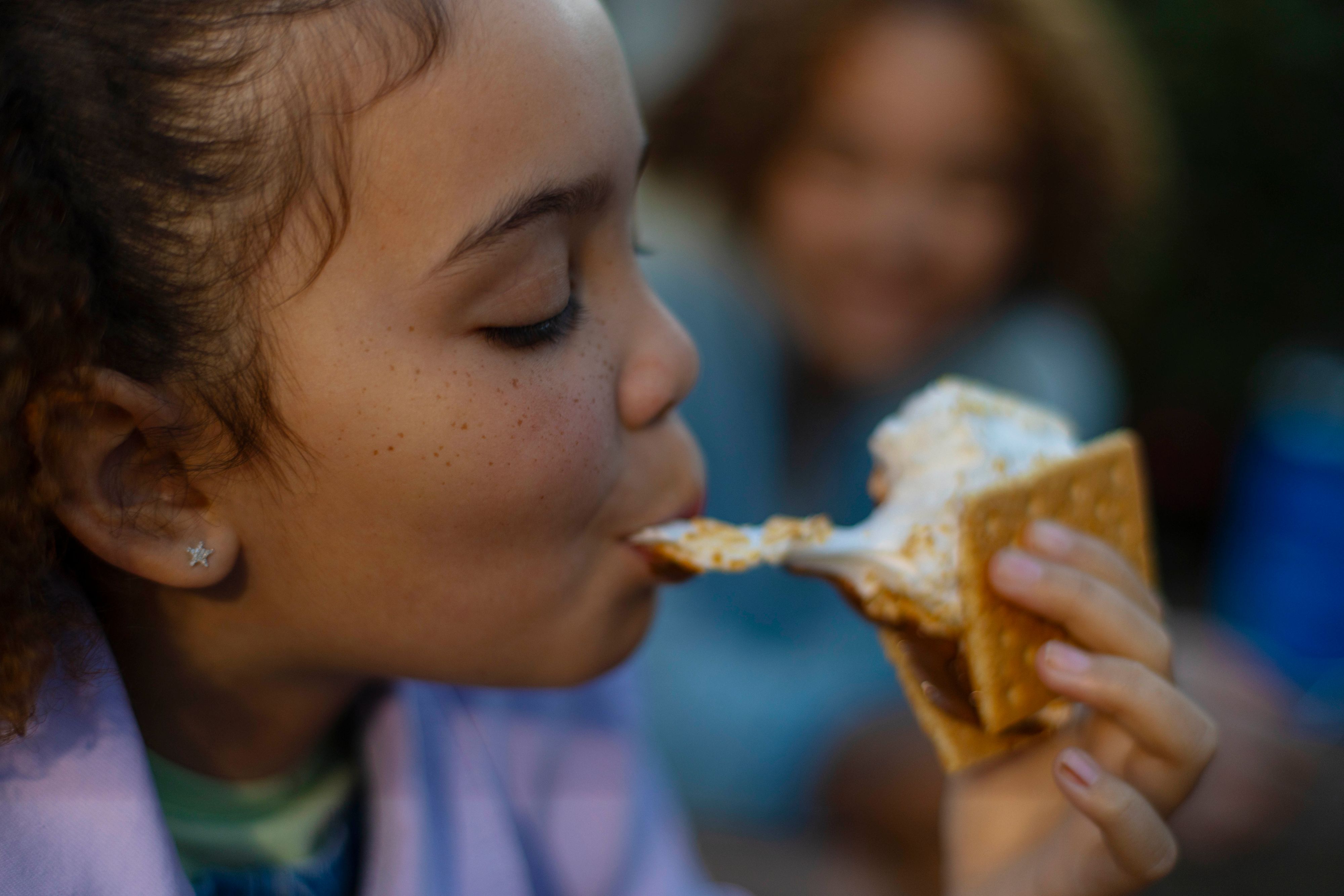 Tier_1_Memorial_Day_Scene_4_Smores_06775.jpg copy.jpg