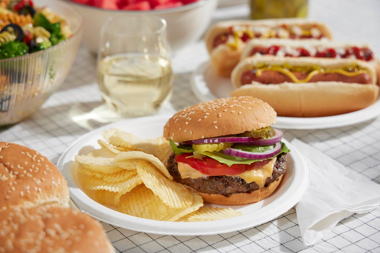 Hamburgers_Hot_Dogs_Tier_2_2024_OffStand_2472 copy.jpg