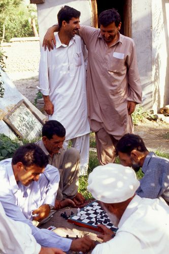 Men playing Chess. Gilgit, Pakistan. 1pakistan_chess_men_12.jpg