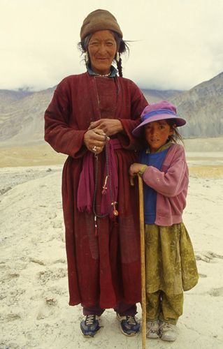 Grandmother and Granddaughter. Himalayas. Ladakh, India. 1ladakh_family_india.jpg