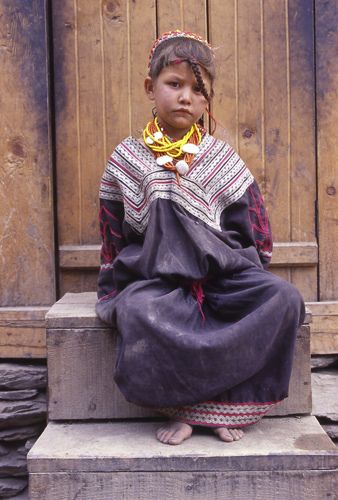 Kailash girl. Chitral district, Pakistan. 1pakistan_kailash_girl_10.jpg