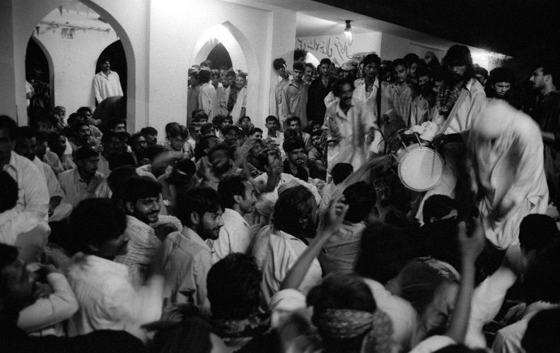 Sufi musicians and dancers at Lahore Temple, Pakistan. 1pakistan_sufi_lahore_dance.jpg