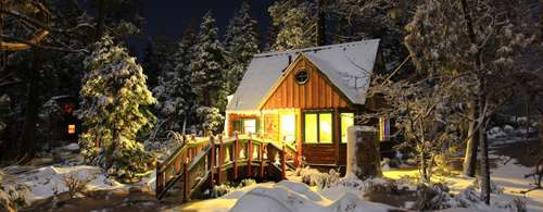 cabin 5 in snow.JPG