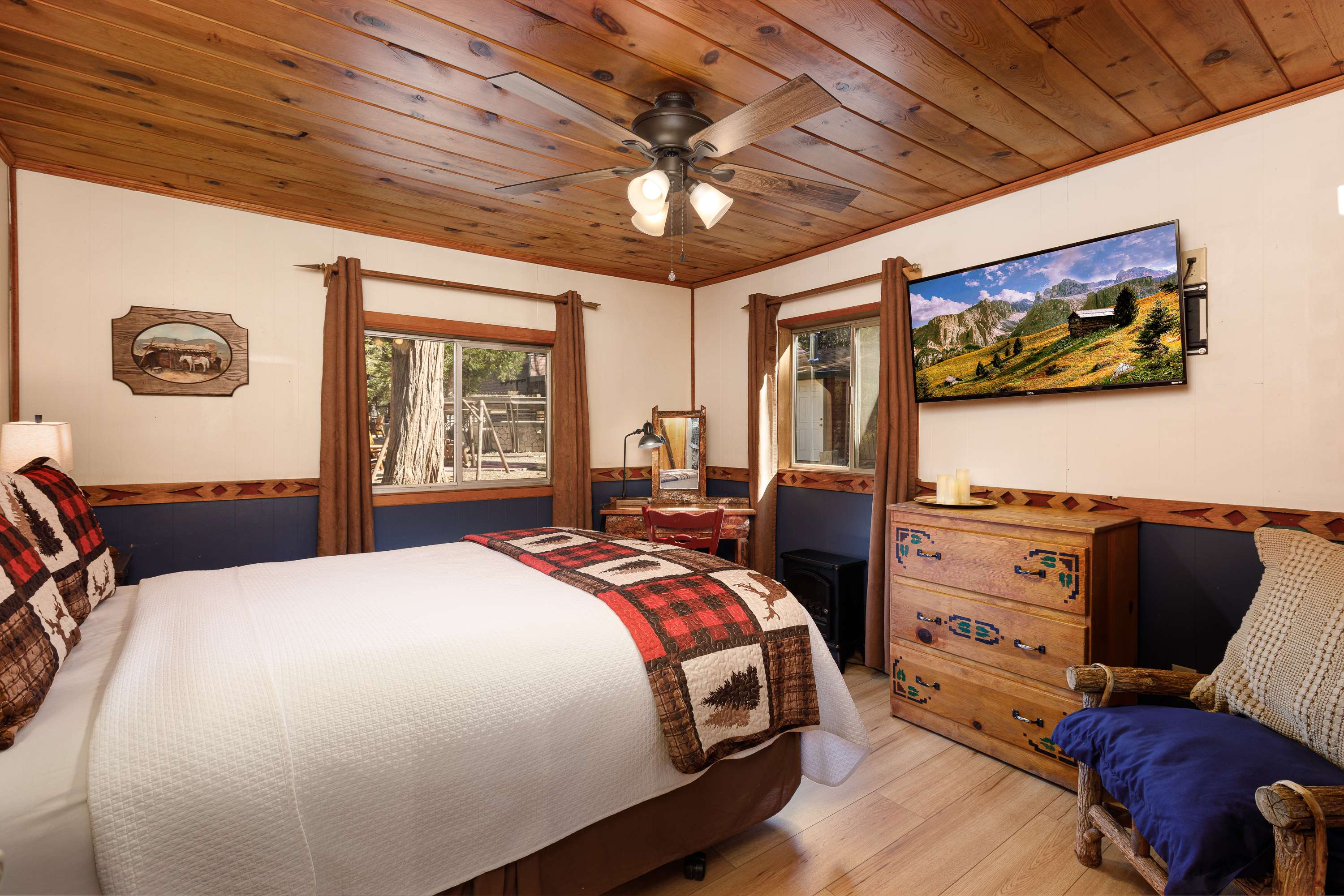 Arrowhead Outpost second bedroom