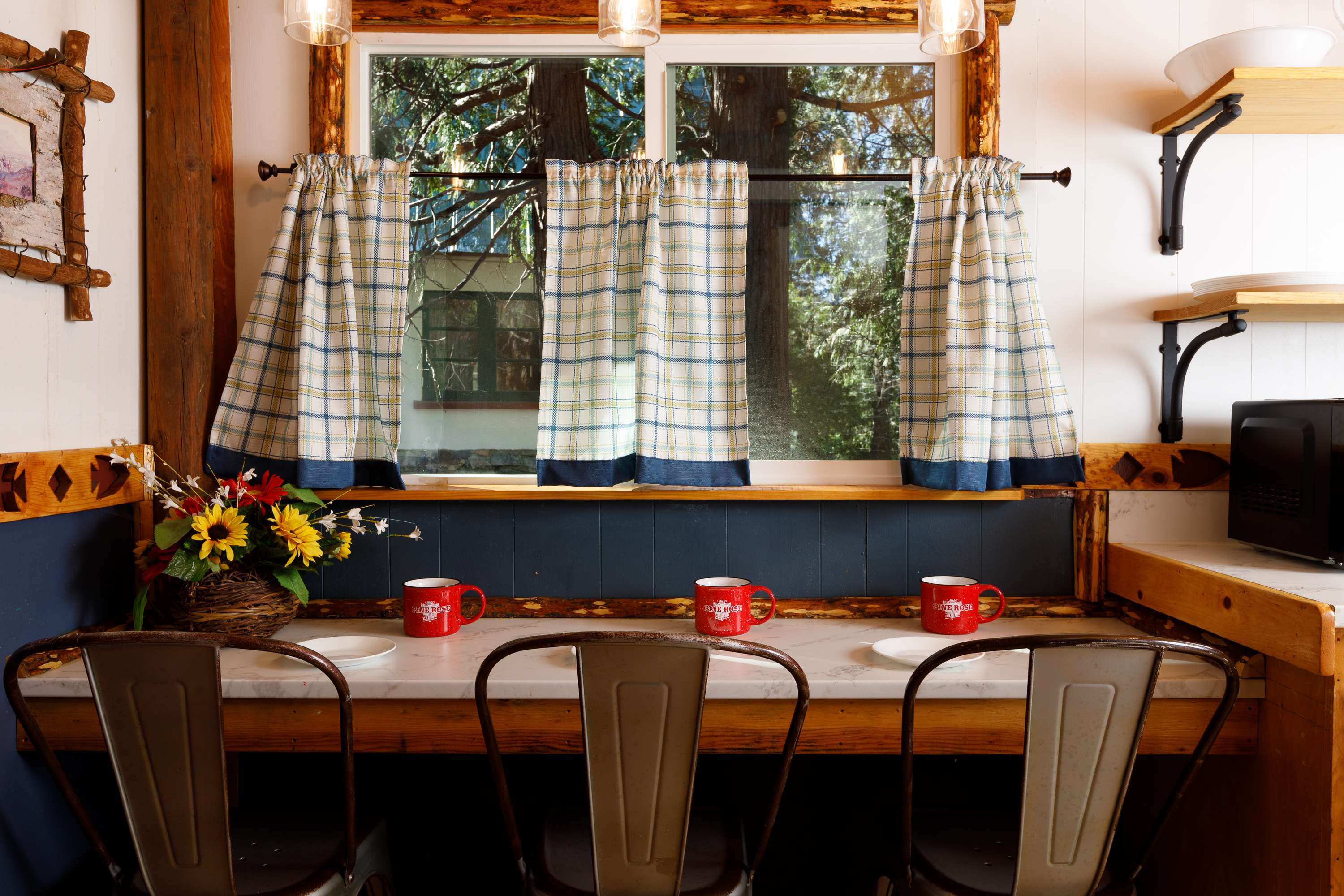 Arrowhead Outpost Breakfast Bar