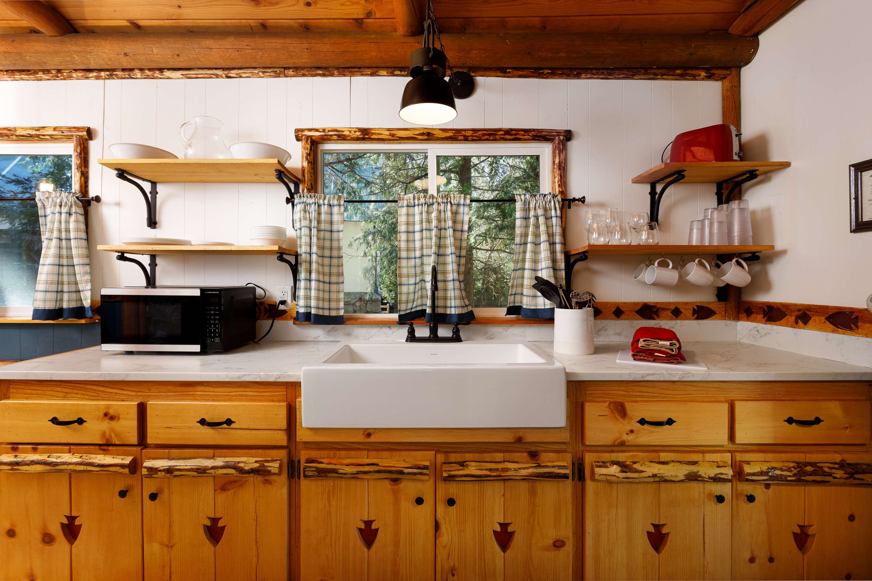Arrowhead Outpost Kitchen Sink