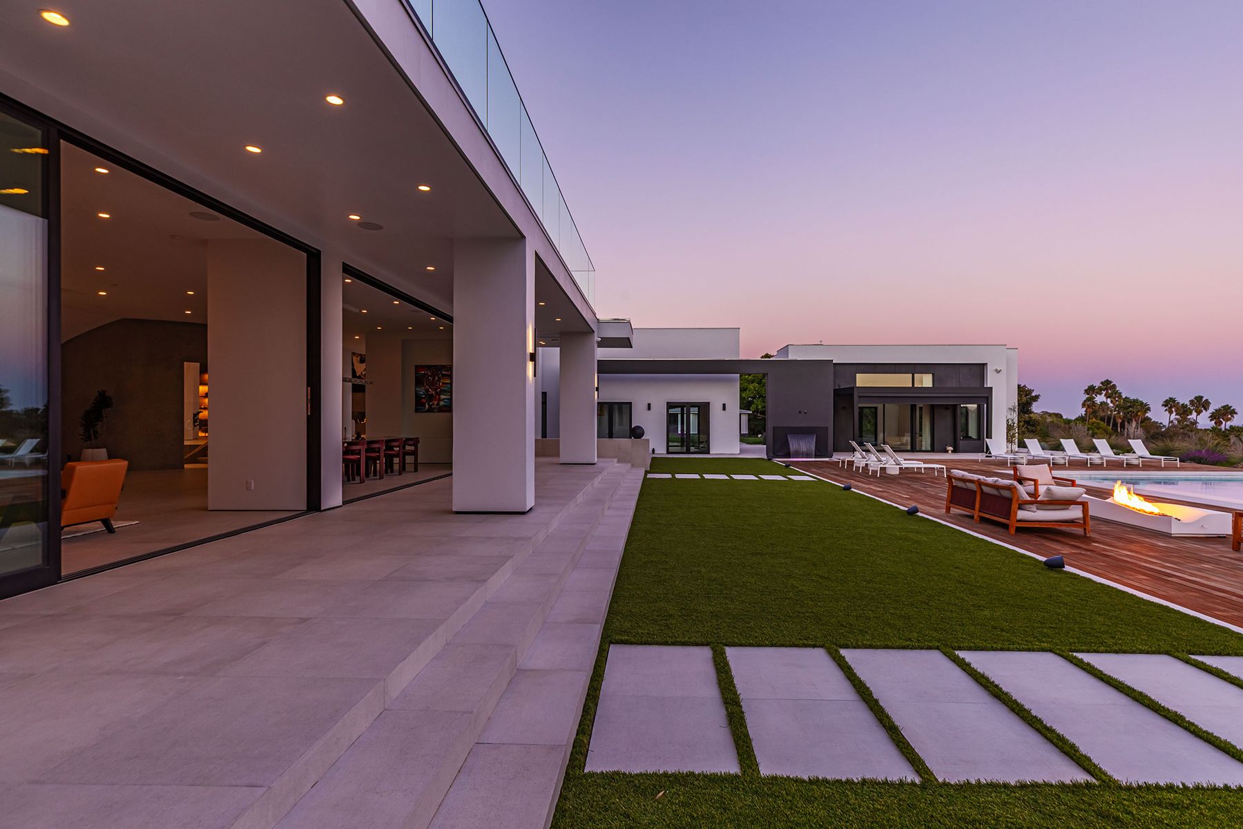 27715PCH304 web half half night.jpg