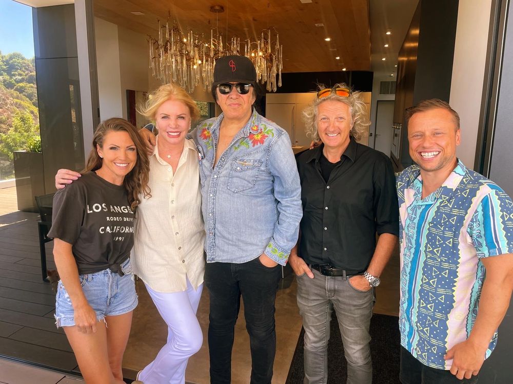 Foto with Gene Ding Dong.jpeg