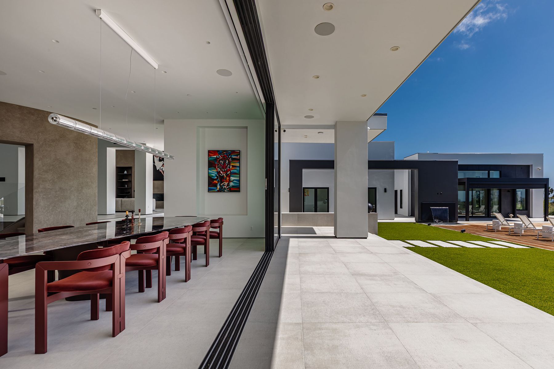 27715PCH212 web half half.jpg