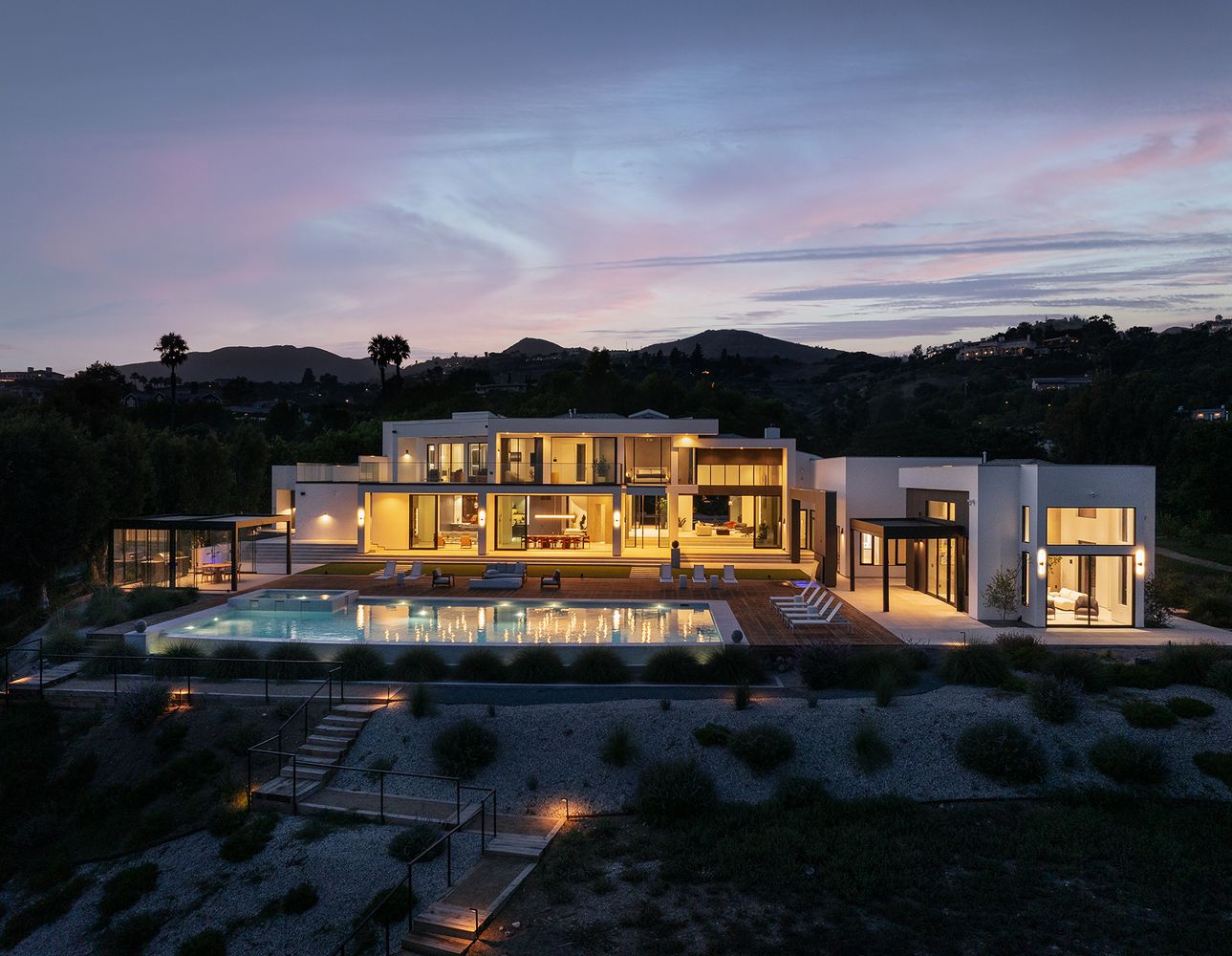 27715 PCH-57 web.jpg