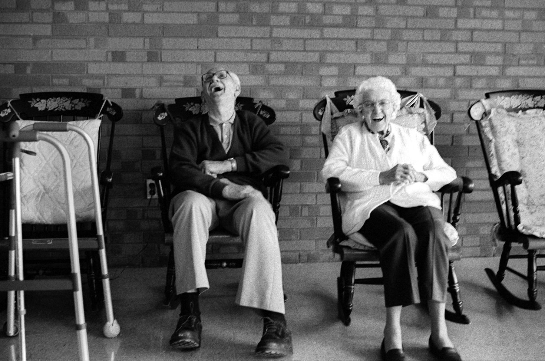 1old_age_laughter