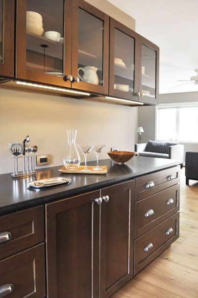 condo-kitchen-217-resize.jpg