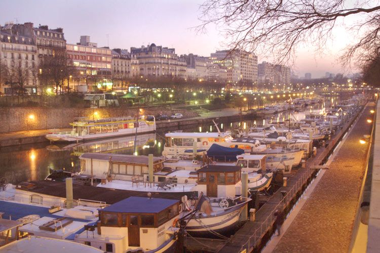 1port_de_plaisance_de_paris_.jpg