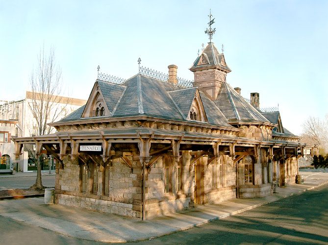 1tenafly_train_station.jpg