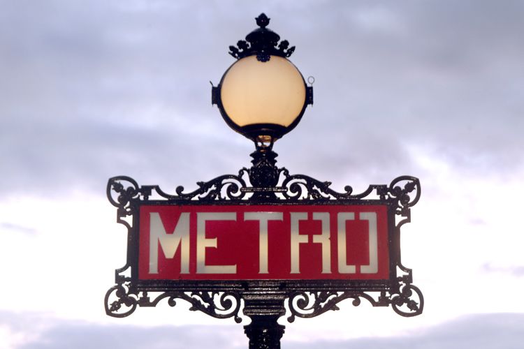 1paris_metro_sign.jpg