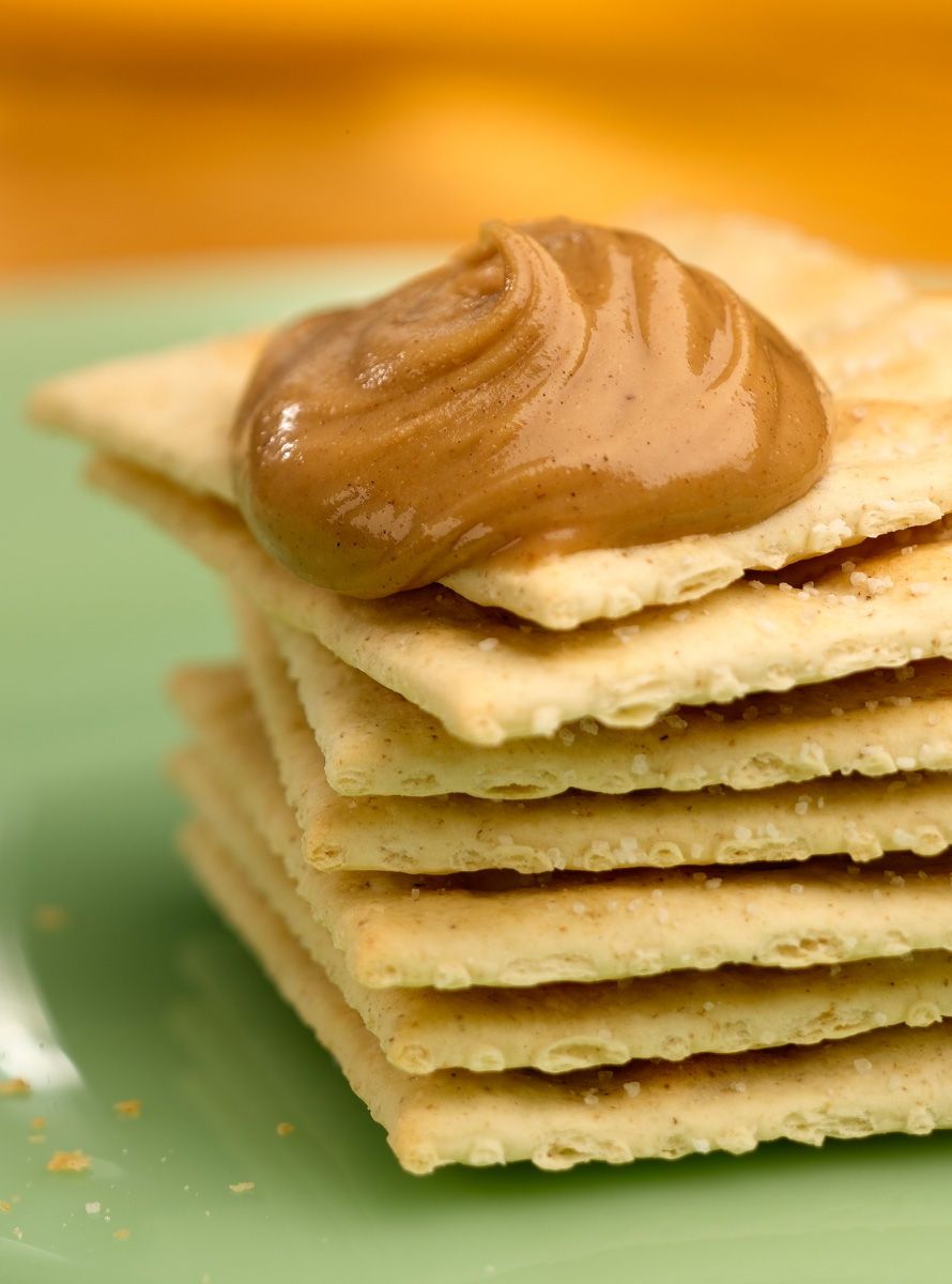 Peanut butter and crackers