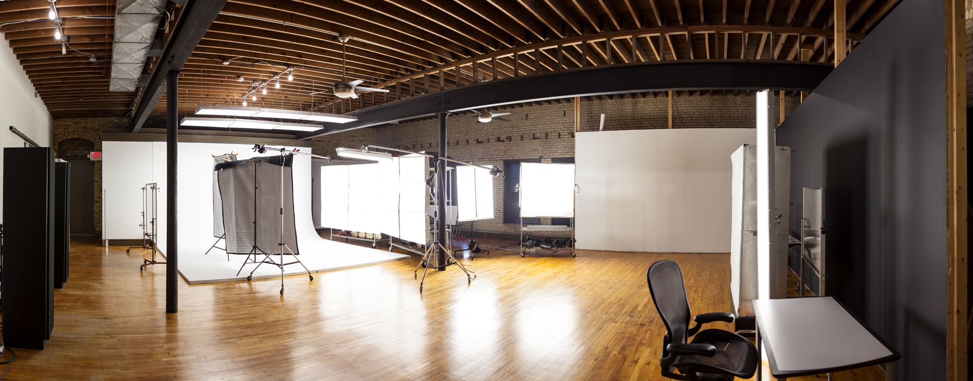 Studio cyc.jpg