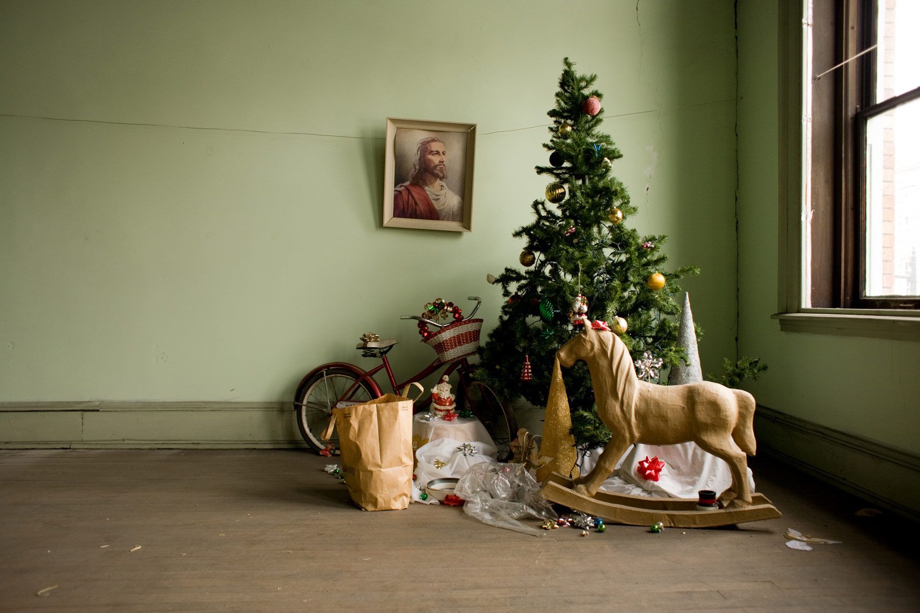 Christmas-Tree-rocking-horse.jpg