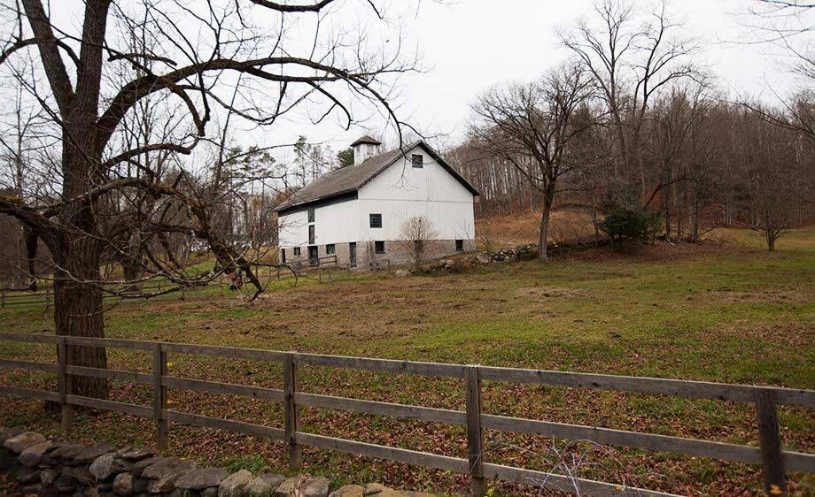 1upstate_farm_house_40