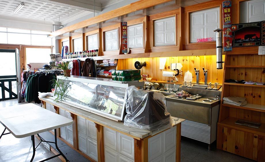 1small_town_usa_scout_25