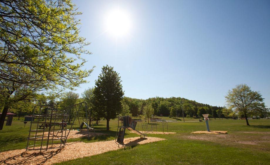 1adirondack_location_rentals_1_007