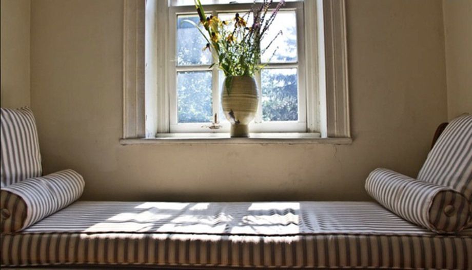 1windowseat