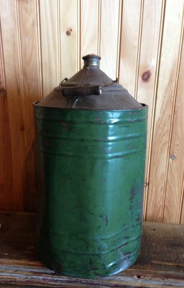 1vintage_green_metal_can