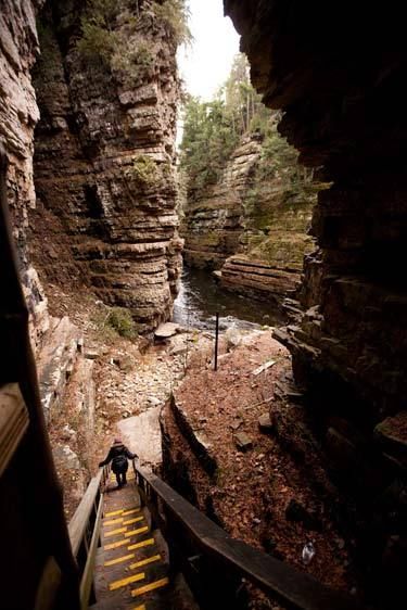 1r113adirondack_Canyon_location_scouts